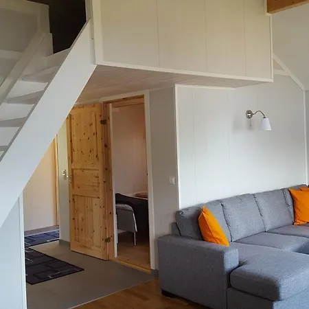 度假居 Kvernesfjorden Steinsgrenda