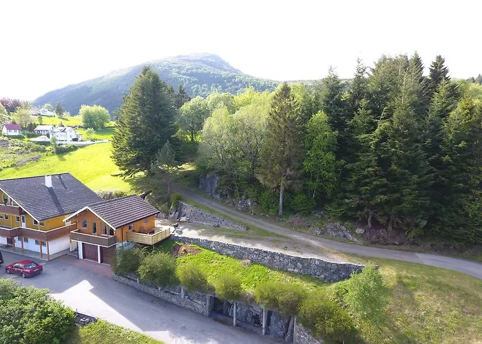 Kvernesfjorden Casa de Férias
