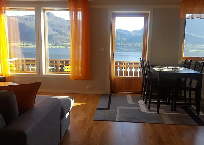 Kvernesfjorden Casa de Férias Steinsgrenda