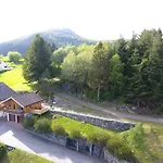 Kvernesfjorden בית נופש