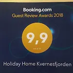 בית נופש Kvernesfjorden